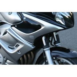 Yamaha FZ6 front indicators relocation kit - 1