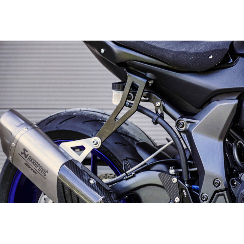 Yamaha YZF-R7 Racing Exhaust support bracket