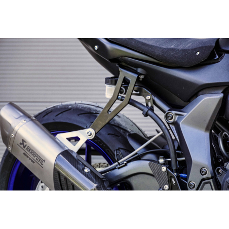 Yamaha YZF-R7 Racing Exhaust support bracket