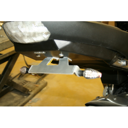 Support de plaque aluminium Adaptable Kawasaki VERSYS de 2006 à 2009