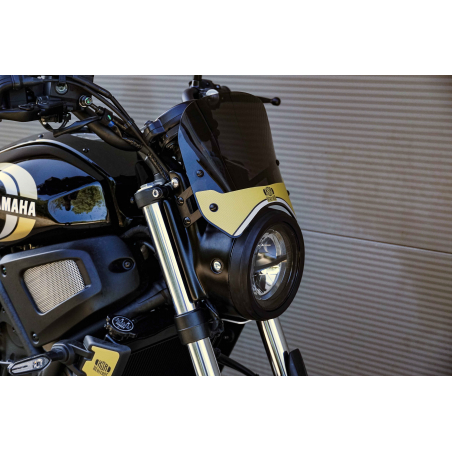 Plaque phare et saute vent YAMAHA XSR700