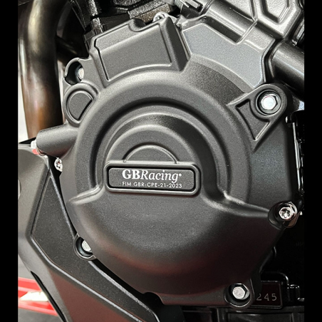 Protection de carter alternateur Racing Suzuki GSX-8S