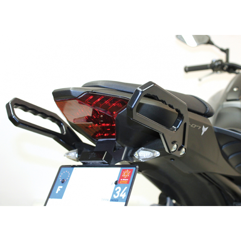Poignées passager avec support de plaque S2 pour Yamaha MT07