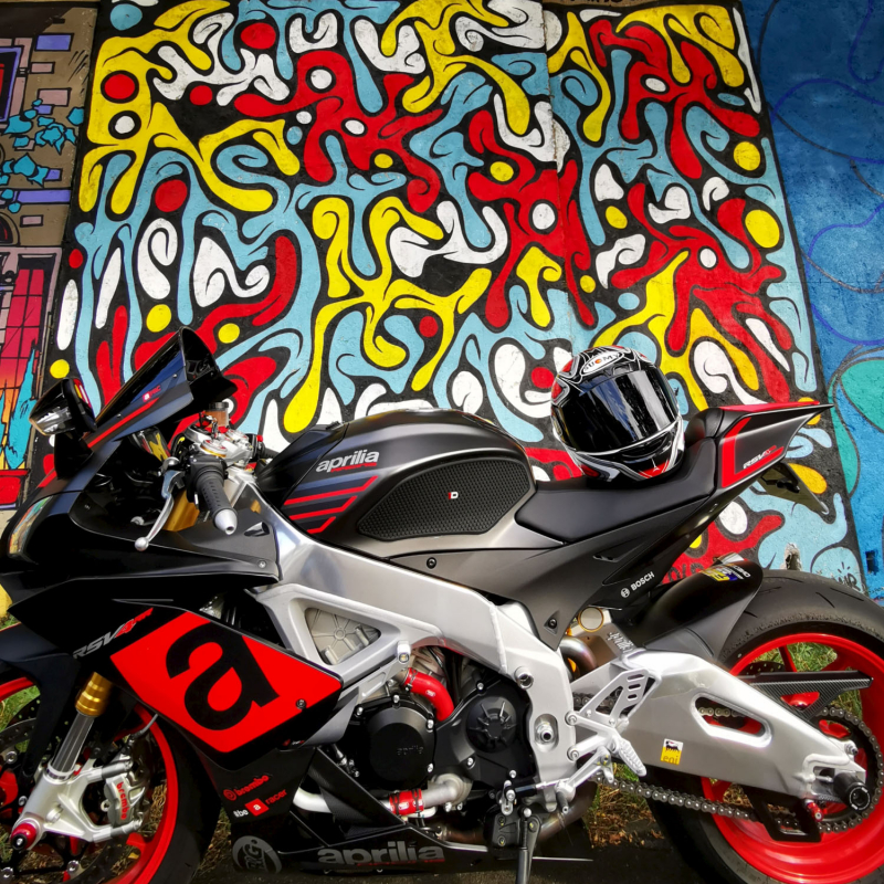 Kit grip de réservoir APRILIA RSV4 / TUONO 1100
