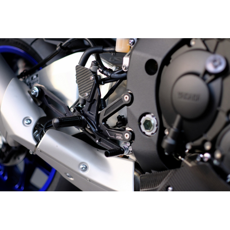Rear set Yamaha R1 race