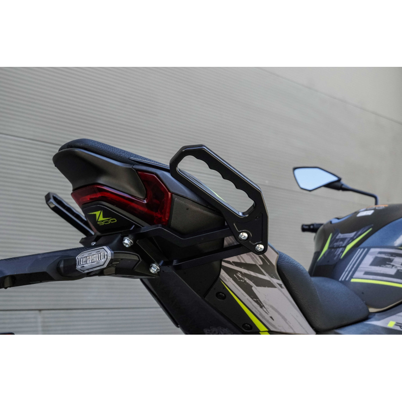 Poignées passager arrière Kawasaki Z900 a partir de 2025