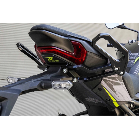Poignées passager arrière Kawasaki Z900 a partir de 2025