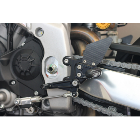 Ride Precision – Adjustable Rearsets for Aprilia RSV4 / Tuono