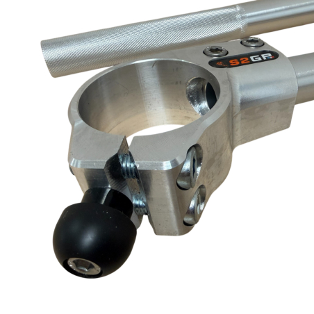 Paire de guidons bracelets spécifiques Yamaha R9 – Aluminium 7075 taillé dans la masse, butées de direction intégrées et tubes a