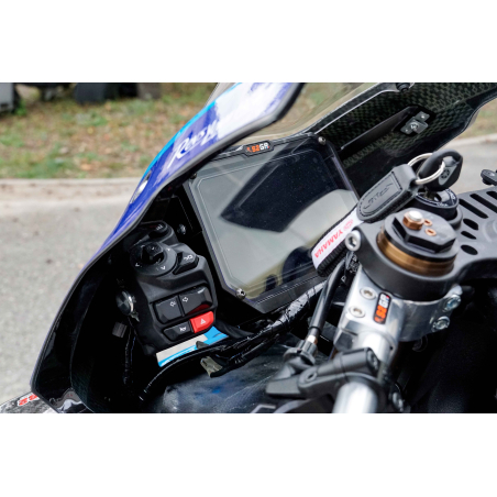 Optimisez Votre Yamaha R9 avec Notre protection de Tableau de Bord Racing