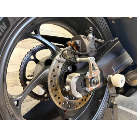 Support maintien d'étrier de frein arrière Triumph Daytona 660
