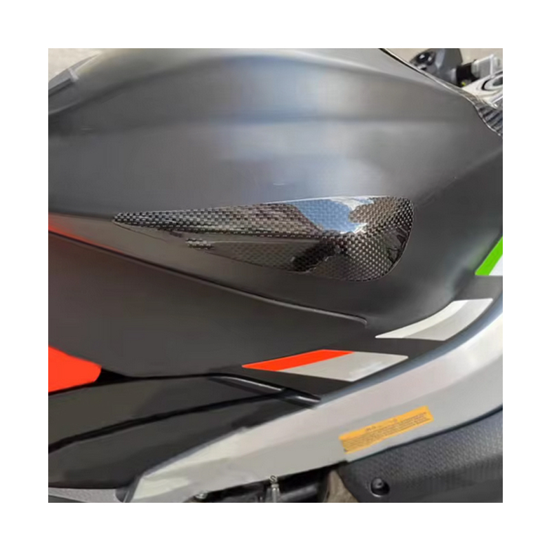 Protection de réservoir carbone pour Aprilia RS660