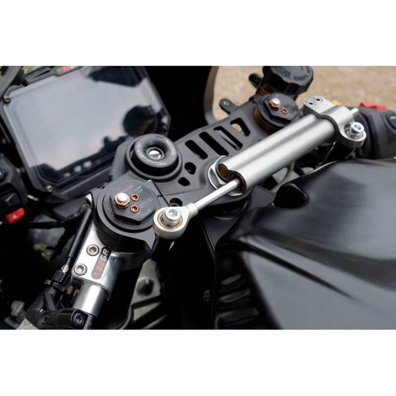 SUPPORT D'AMORTISSEUR DE DIRECTION YAMAHA R9