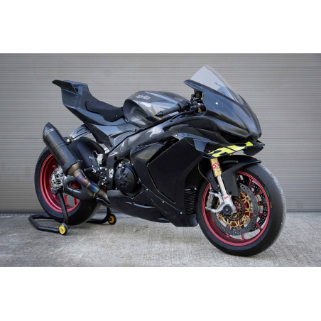 The S2 CONCEPT complete racing fairing set is specifically designed for the Aprilia RSV4 from 2025