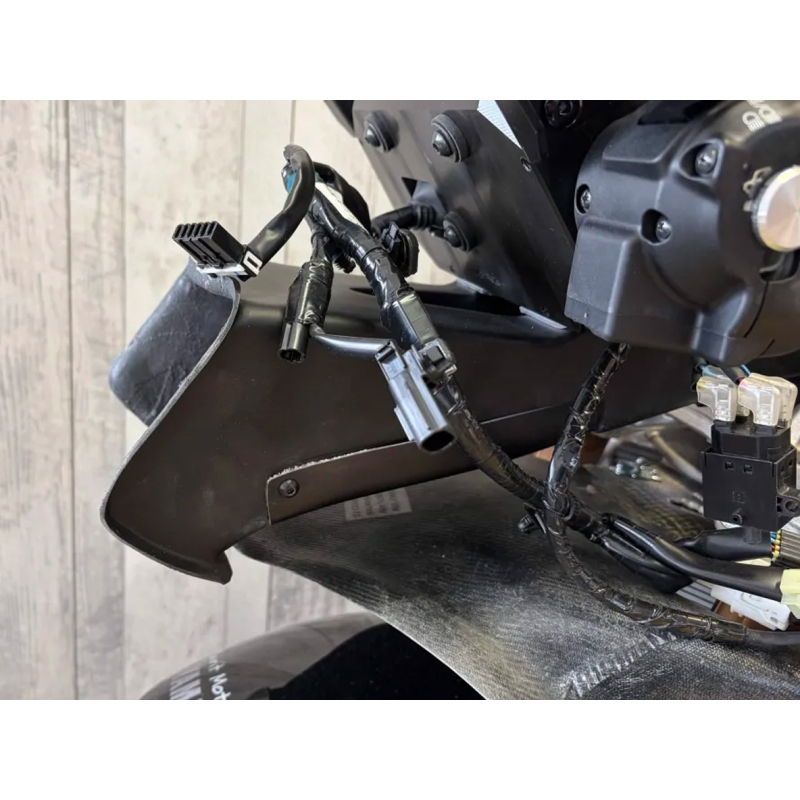 Front subframe / Dashboard Support + Racing Airtube Kit – Yamaha R9