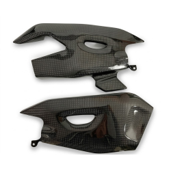 Protection carbone de  bras oscillant pour YAMAHA R1 à partir de 2015