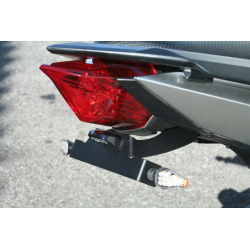 Support de plaque XJ6 - 2