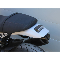 Yamaha XSR900 tail fender with LED light - 1