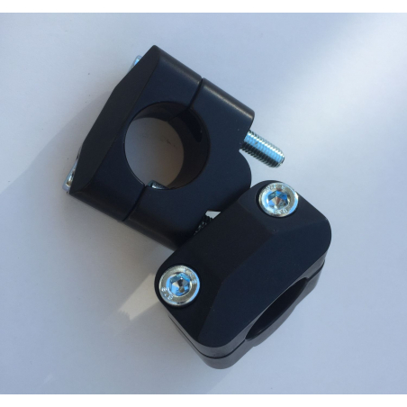 Handlebar risers for installation of Ø 28 handlebar on Ø22 base - 1