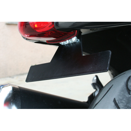 Suzuki HAYABUSA 1340 black aluminium Specific License plate support  - 3