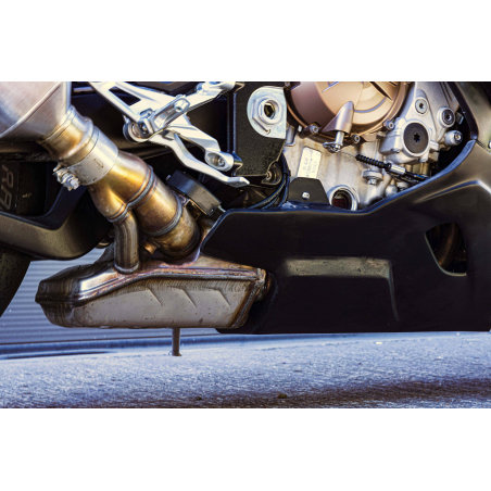 Bmw S1000RR fiberglass racing bellypan